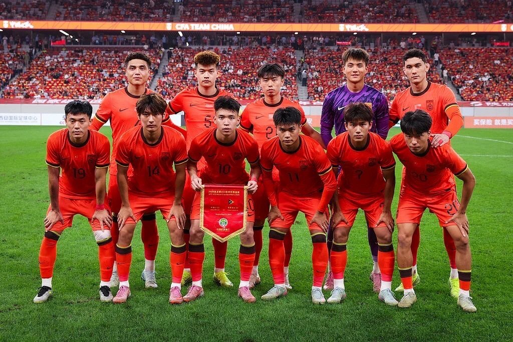 塞维利亚与,巴伦西亚握,手言和,开云代理官网,开云代理,开云体育,开云全站,开云入口